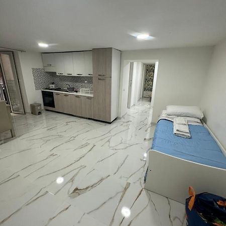 Апартаменты San Matteo House Неаполь Экстерьер фото